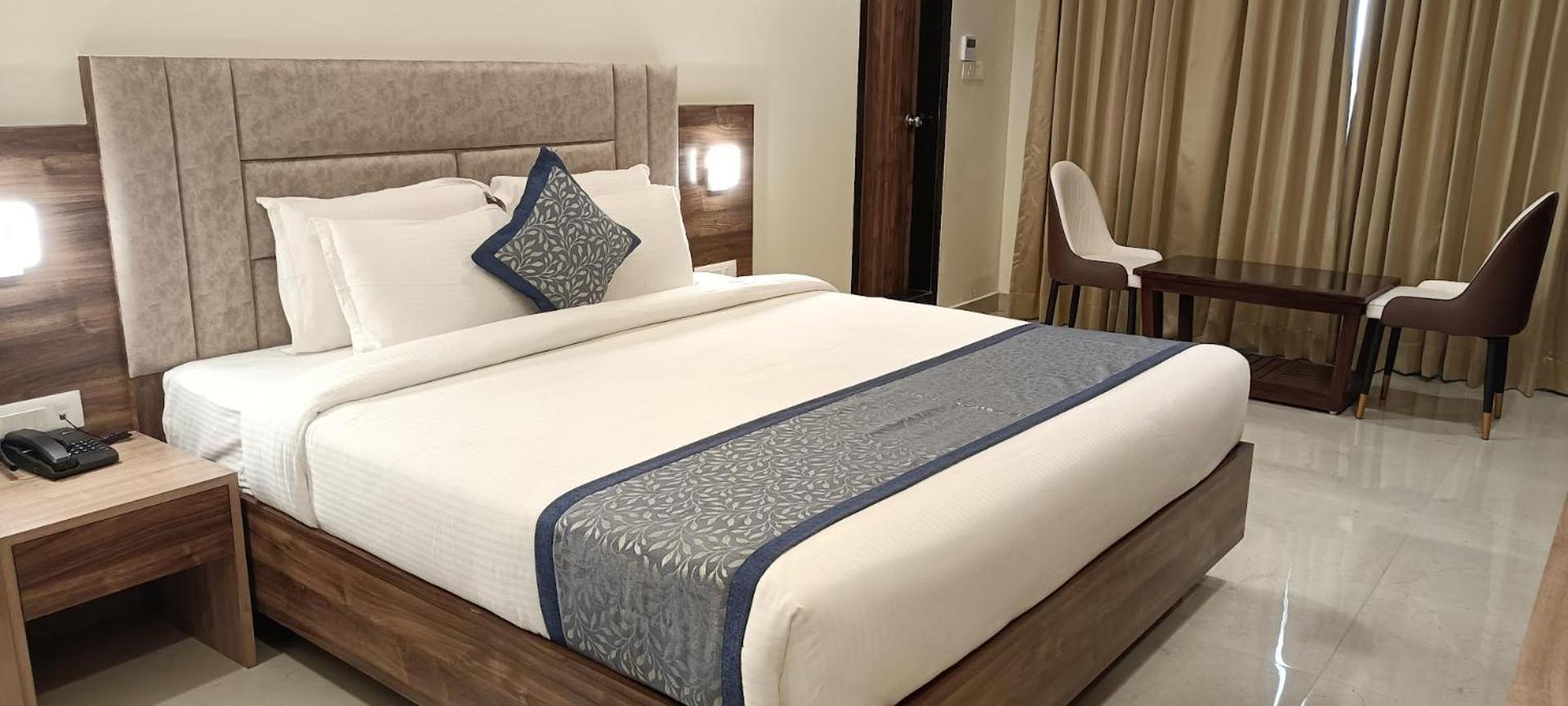 Отель Sri Vishnu Tejam Elite Narsipatnam Экстерьер фото